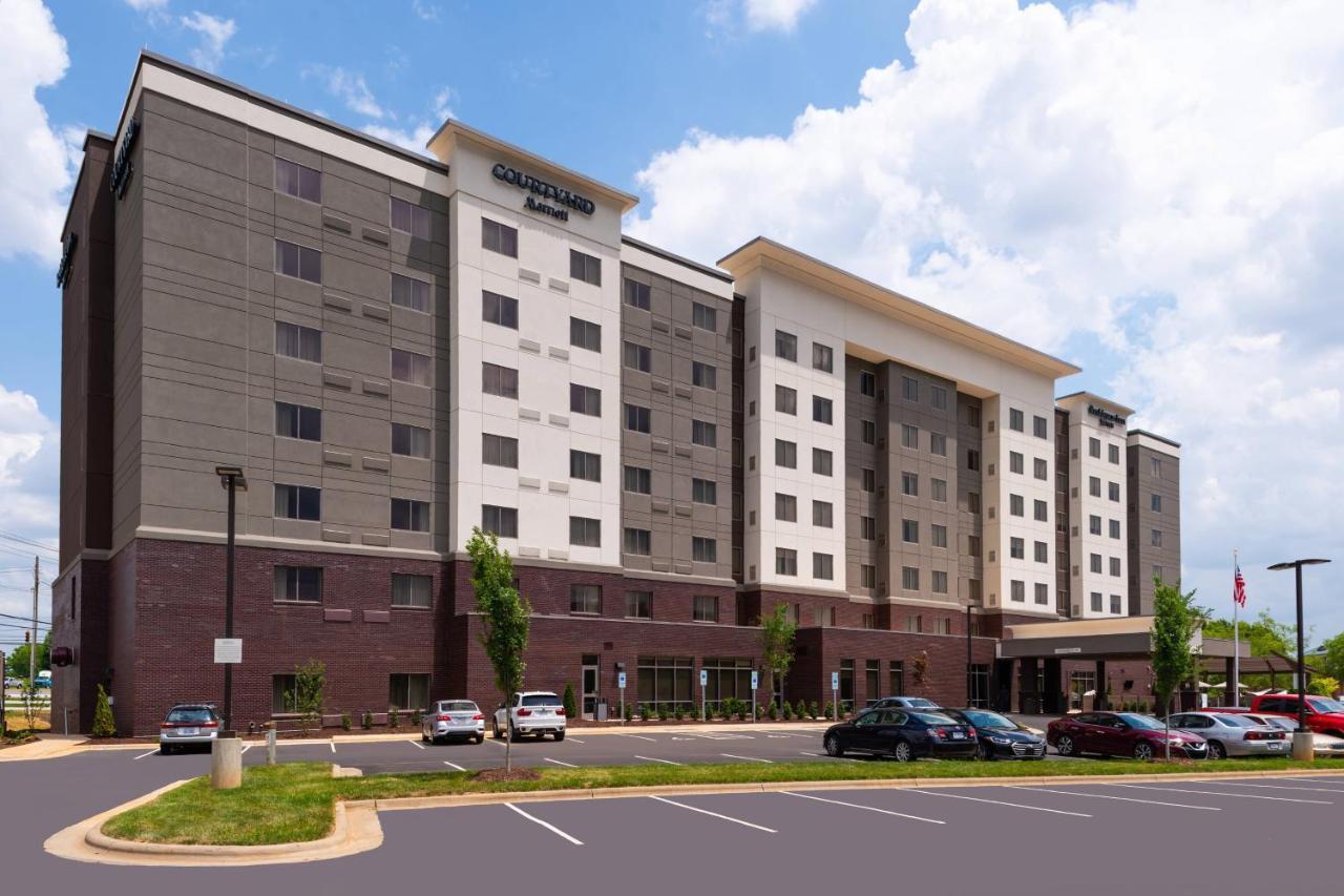 Courtyard By Marriott Charlotte Northlake Eksteriør billede