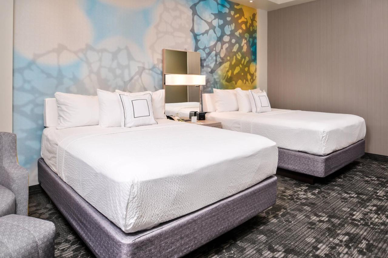 Courtyard By Marriott Charlotte Northlake Eksteriør billede