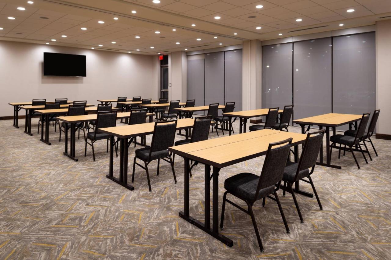 Courtyard By Marriott Charlotte Northlake Eksteriør billede