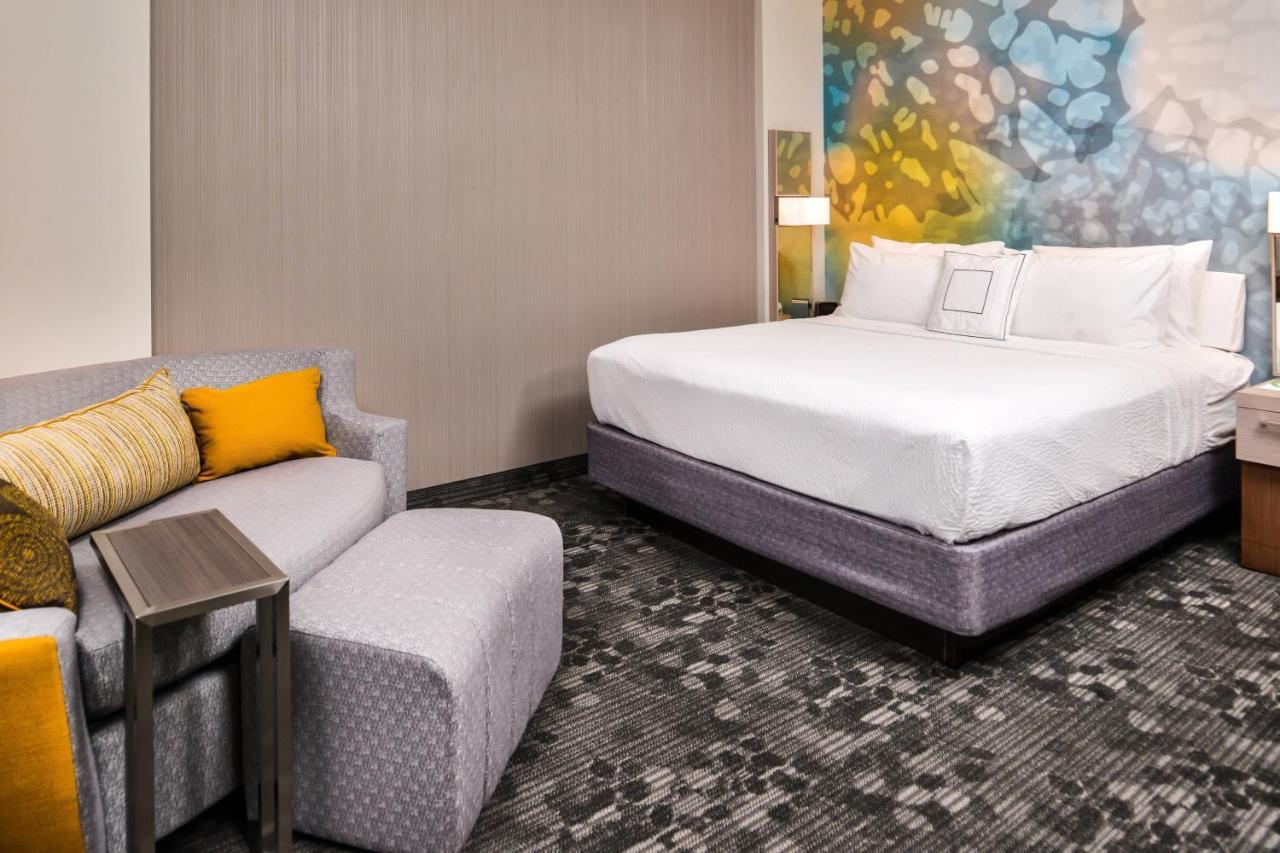 Courtyard By Marriott Charlotte Northlake Eksteriør billede
