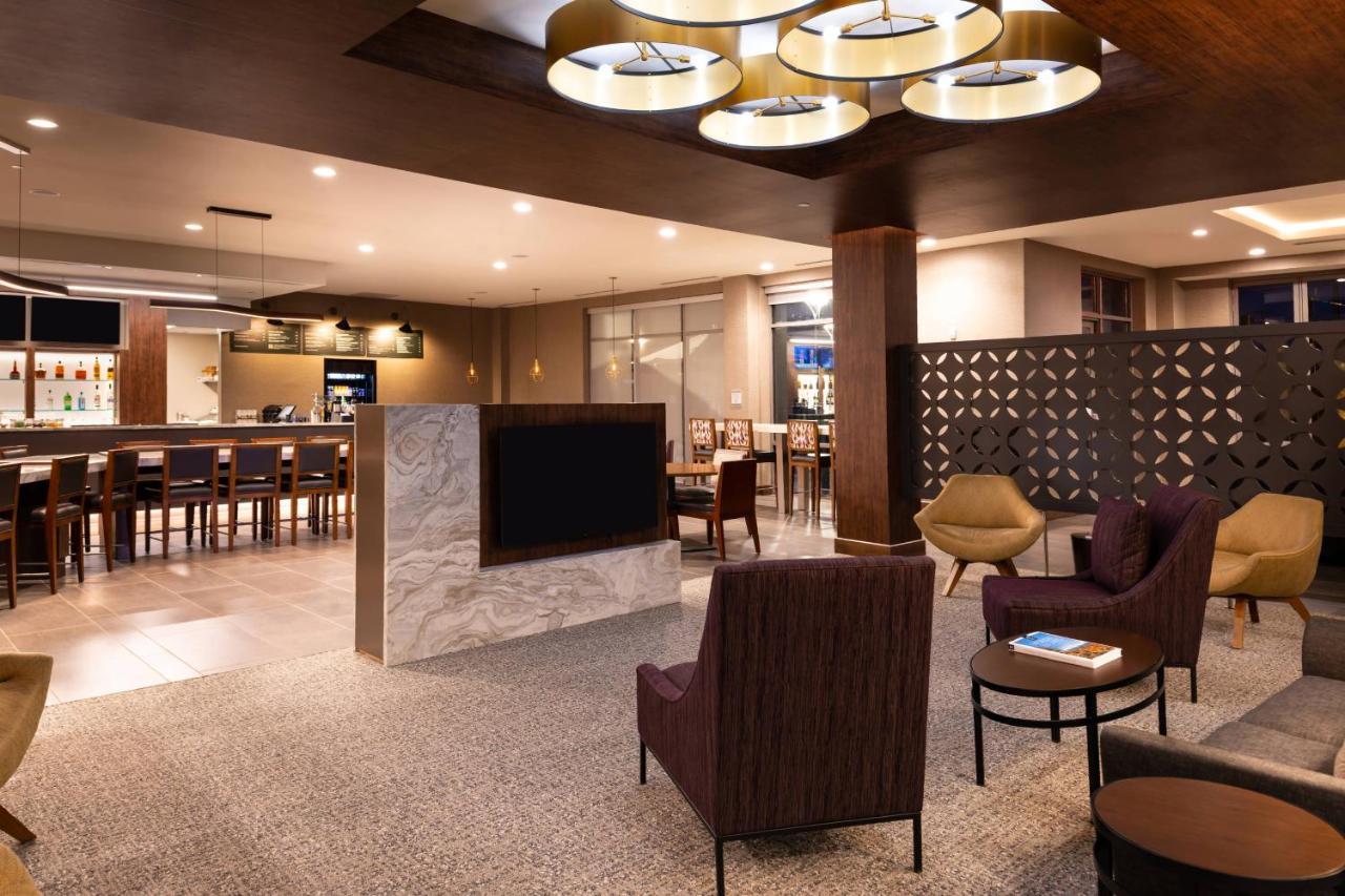 Courtyard By Marriott Charlotte Northlake Eksteriør billede