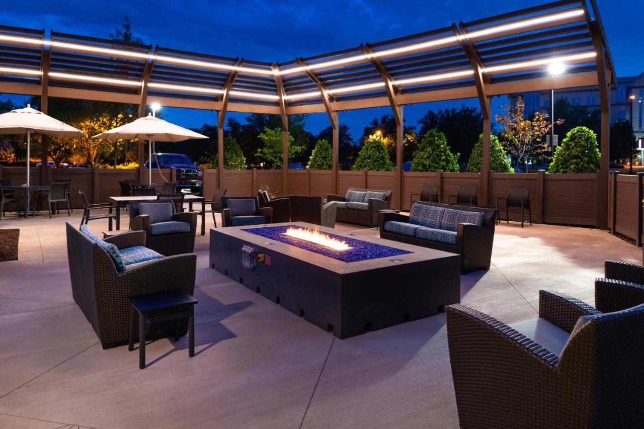 Courtyard By Marriott Charlotte Northlake Eksteriør billede