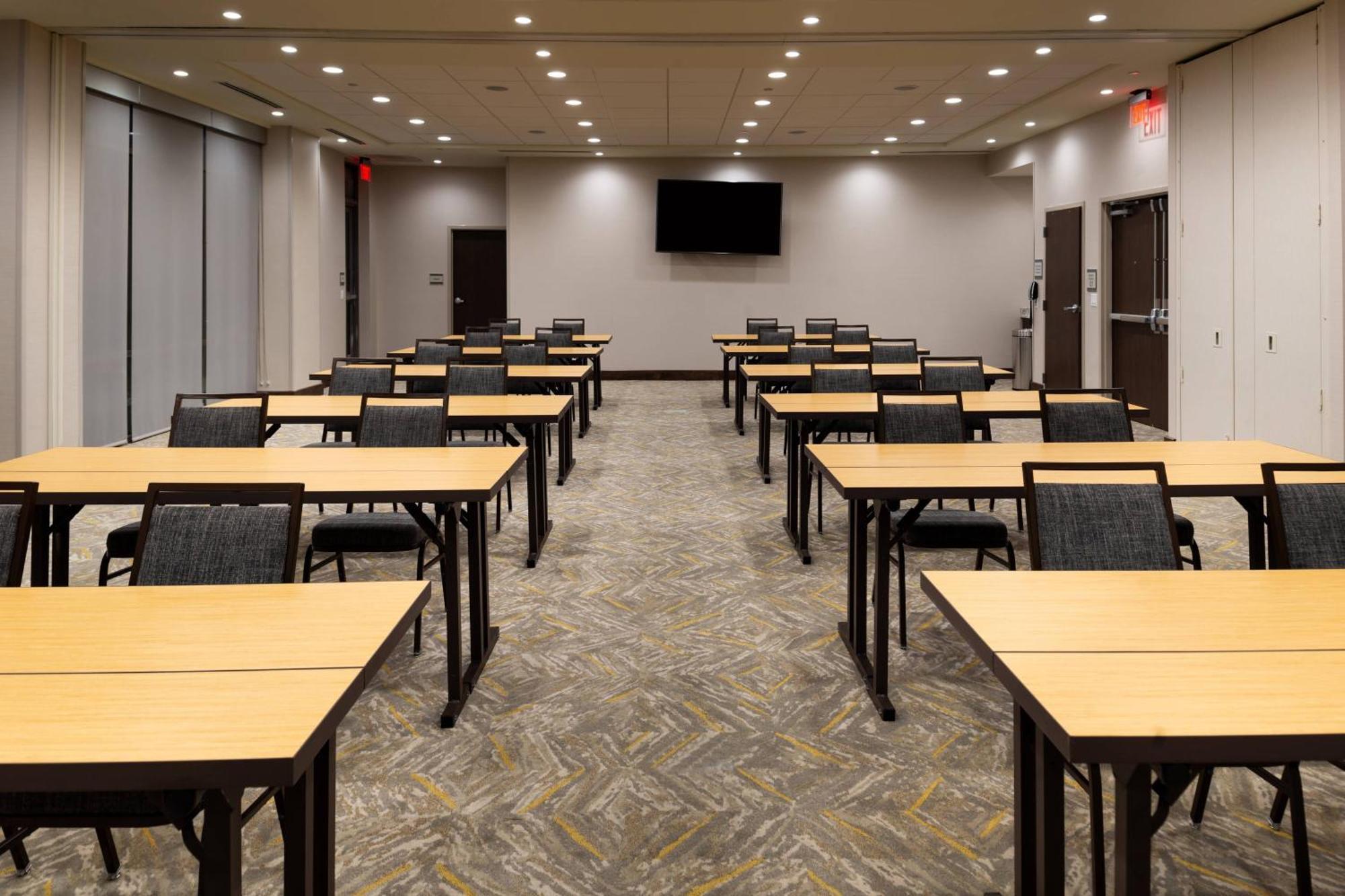 Courtyard By Marriott Charlotte Northlake Eksteriør billede